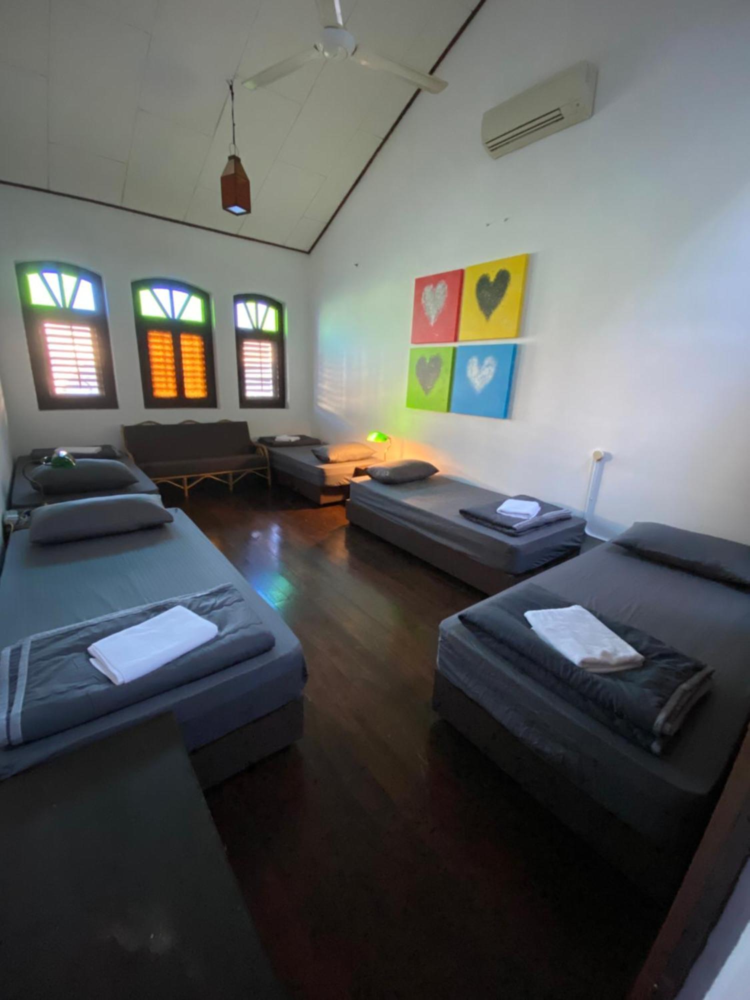 Homs Female Hostel George Town Eksteriør bilde